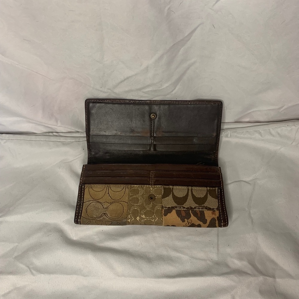 Wallet - Picture 2 of 2